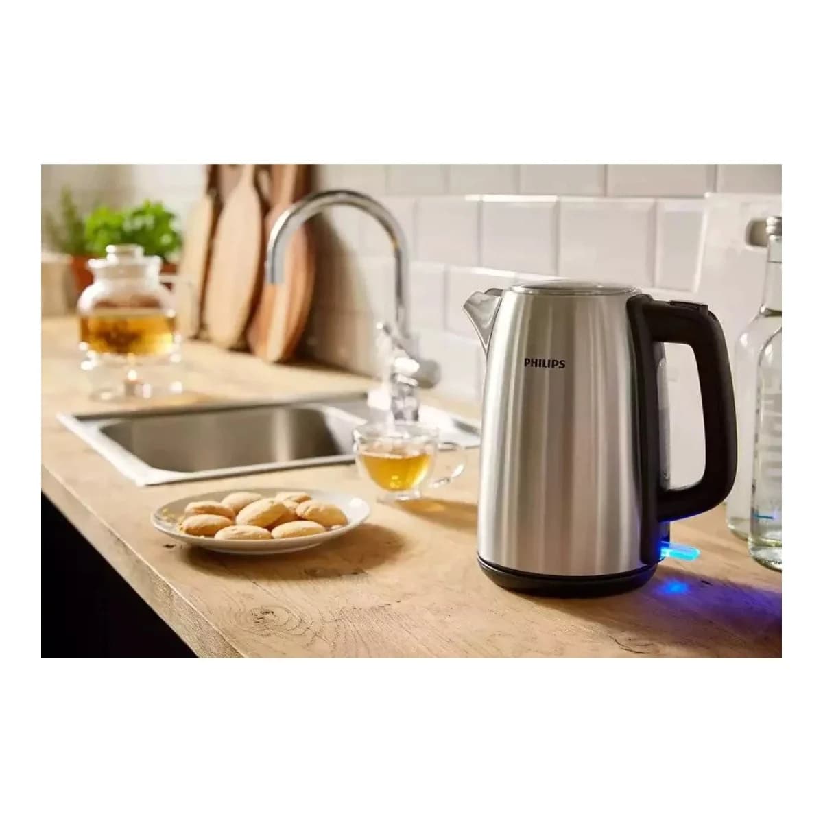 PHILIPS Kuhalo HD9351/90, 1.7 L, 2200 W, Nehrđajući čelik, Automatsko isključivanje
