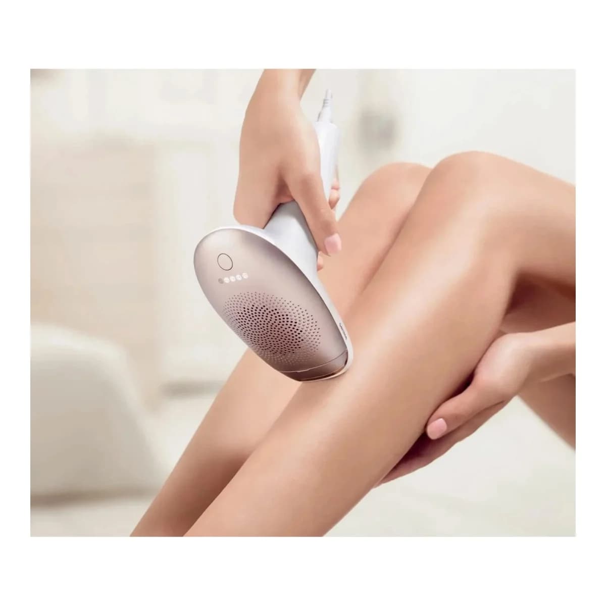 PHILIPS IPL Epilator Lumea SC1997/00, 250.000 bljeskova, 2 nastavka, UV filter, Bijelo/Zlatni