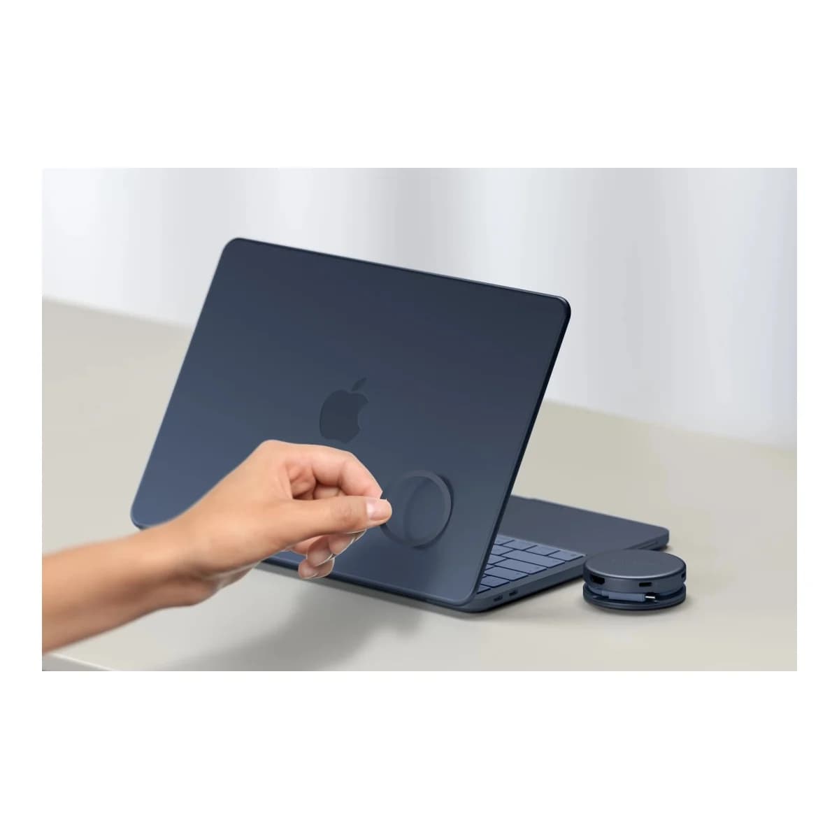 SATECHI USB-C Hub On-the-Go 5-in-1, HDMI 4K 60Hz, USB-C PD 60W, SD čitač kartica, Indigo