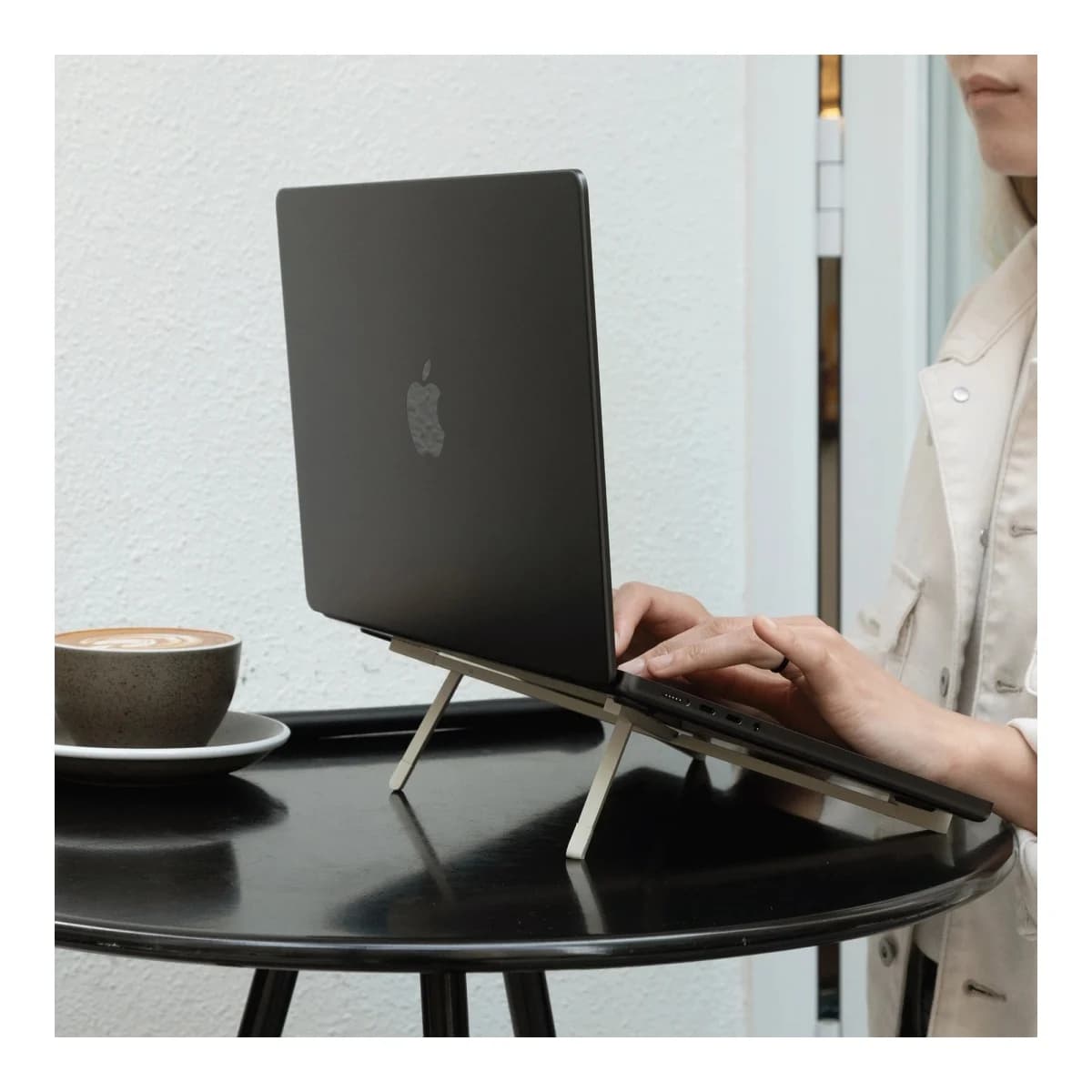 NATIVE UNION Stalak za laptop Fold Aluminium, aluminijum, sklopiv, Sandstone