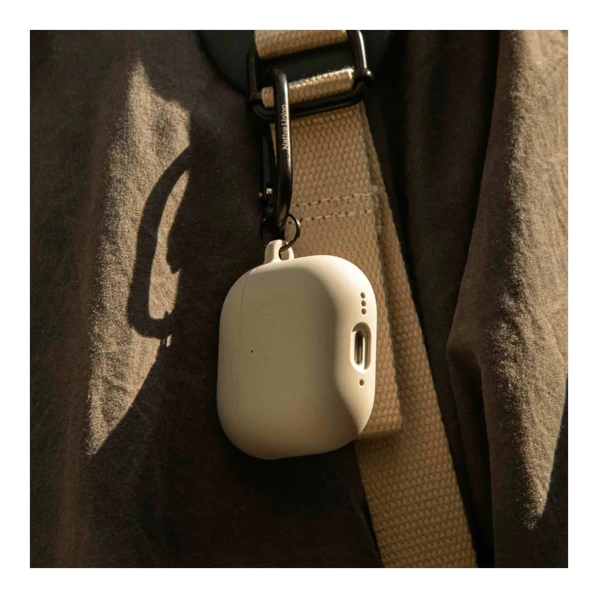 NATIVE UNION Futrola Active Case za AirPods 4, Sandstone
