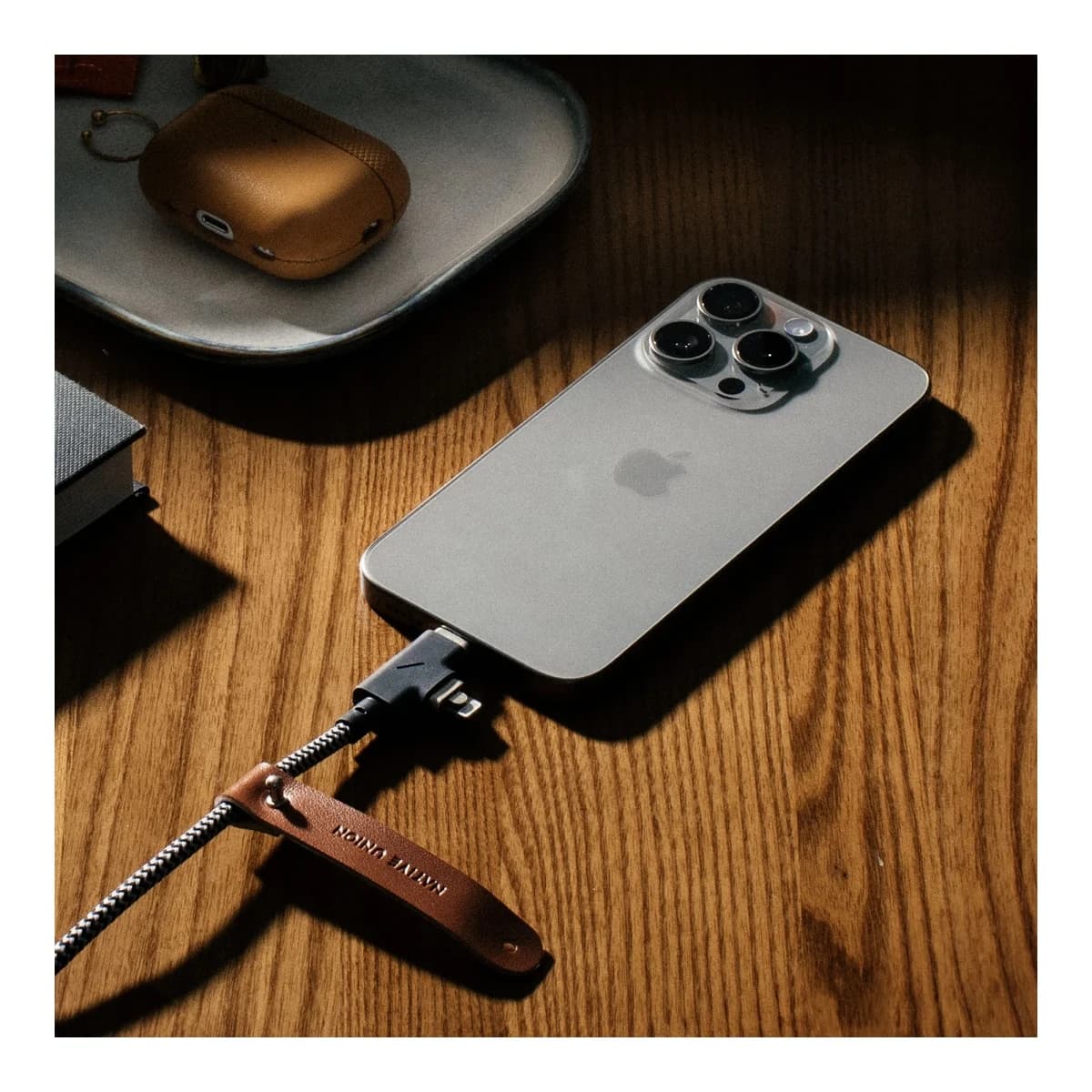 NATIVE UNION Kabel Belt Cable Duo Pro, USB-C na USB-C/Lightning, 240W, 2,4m, Zebra