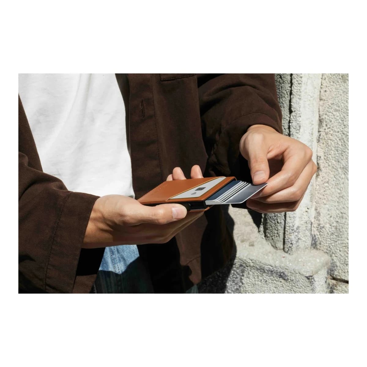 NATIVE UNION Novcanik Slide Wallet, Tan