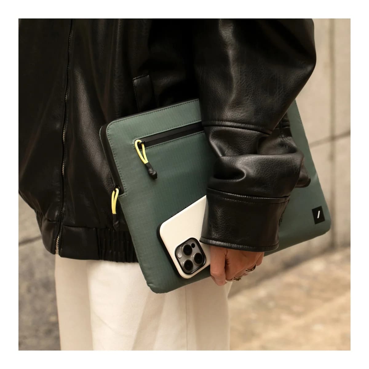 NATIVE UNION Futrola Ultralight Sleeve, za MacBook 14", Slate Green