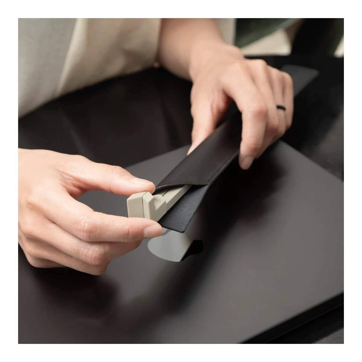 NATIVE UNION Stalak za laptop Fold Aluminium, aluminijum, sklopiv, Sandstone