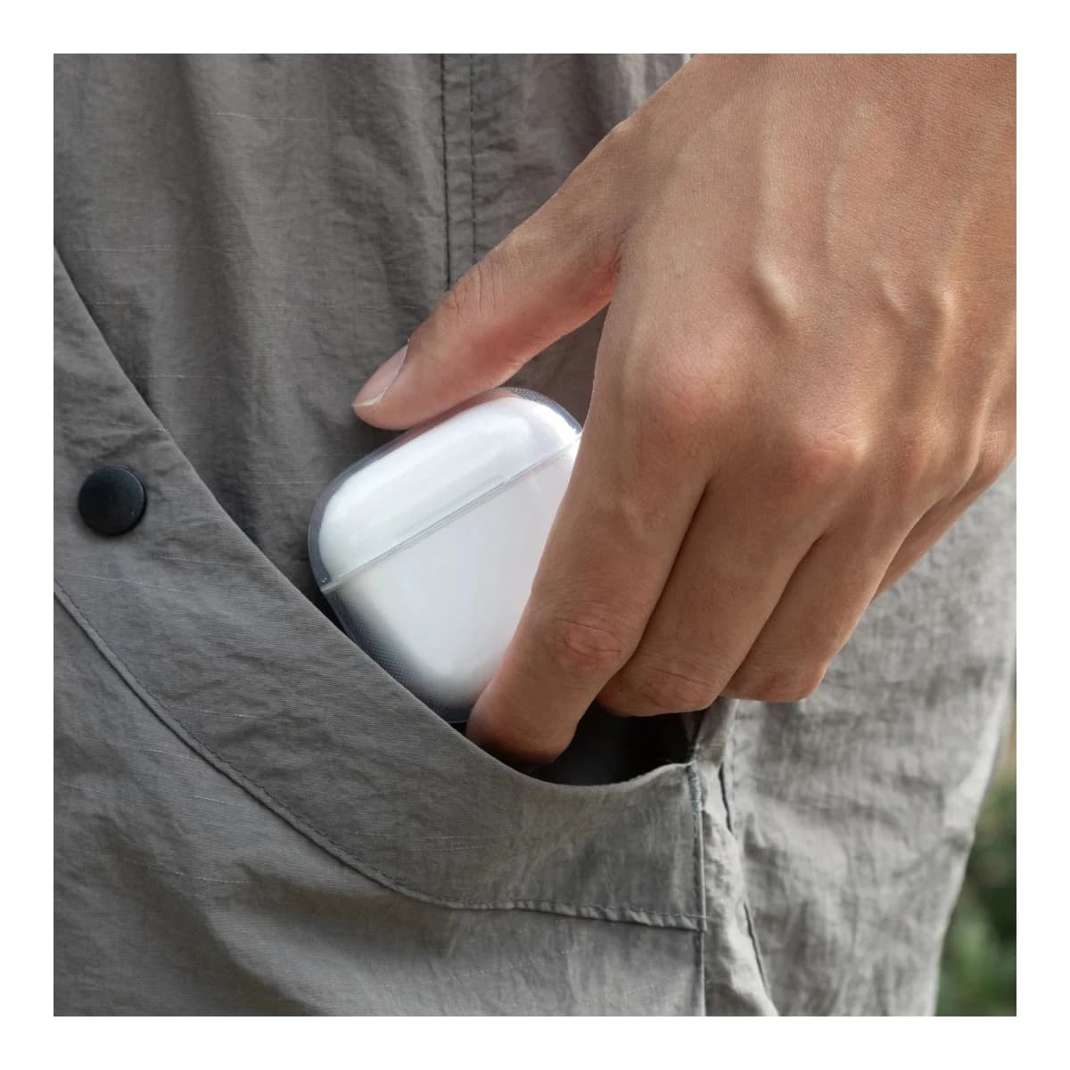 NATIVE UNION Futrola (Re)Clear AirPods 4, prozirna