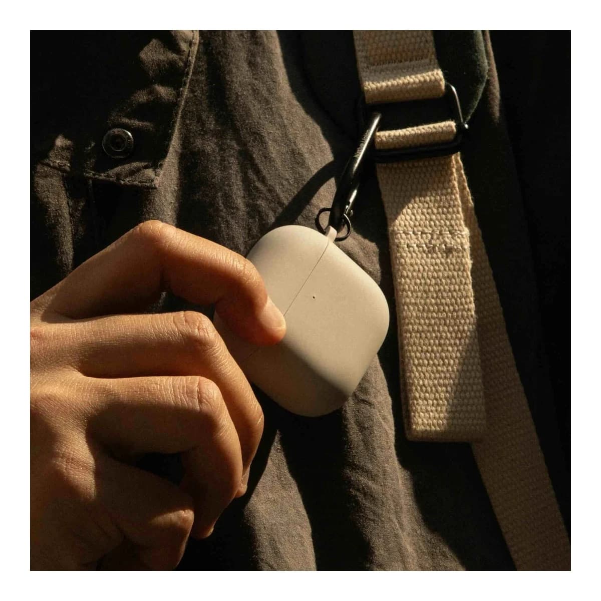 NATIVE UNION Futrola Active Case za AirPods 4, Sandstone