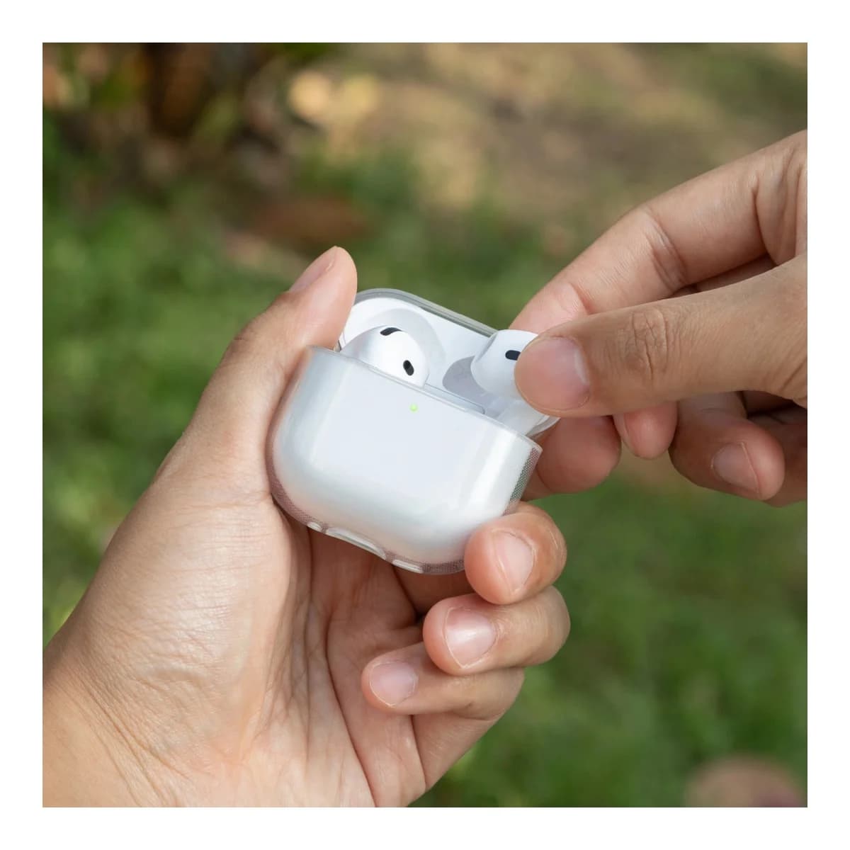 NATIVE UNION Futrola (Re)Clear AirPods 4, prozirna