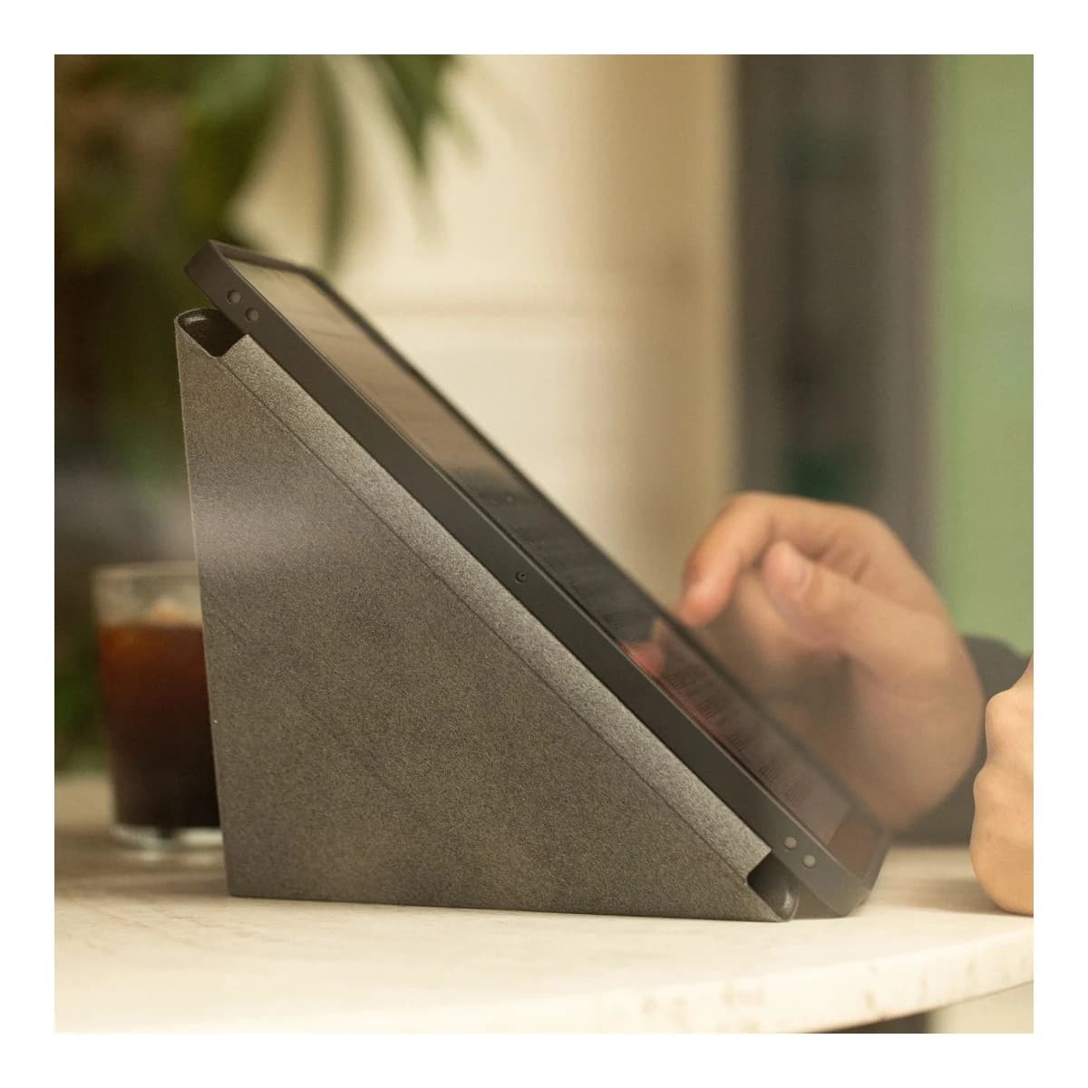 NATIVE UNION Futrola Active Case, za iPad 10.9-inčni, Crna