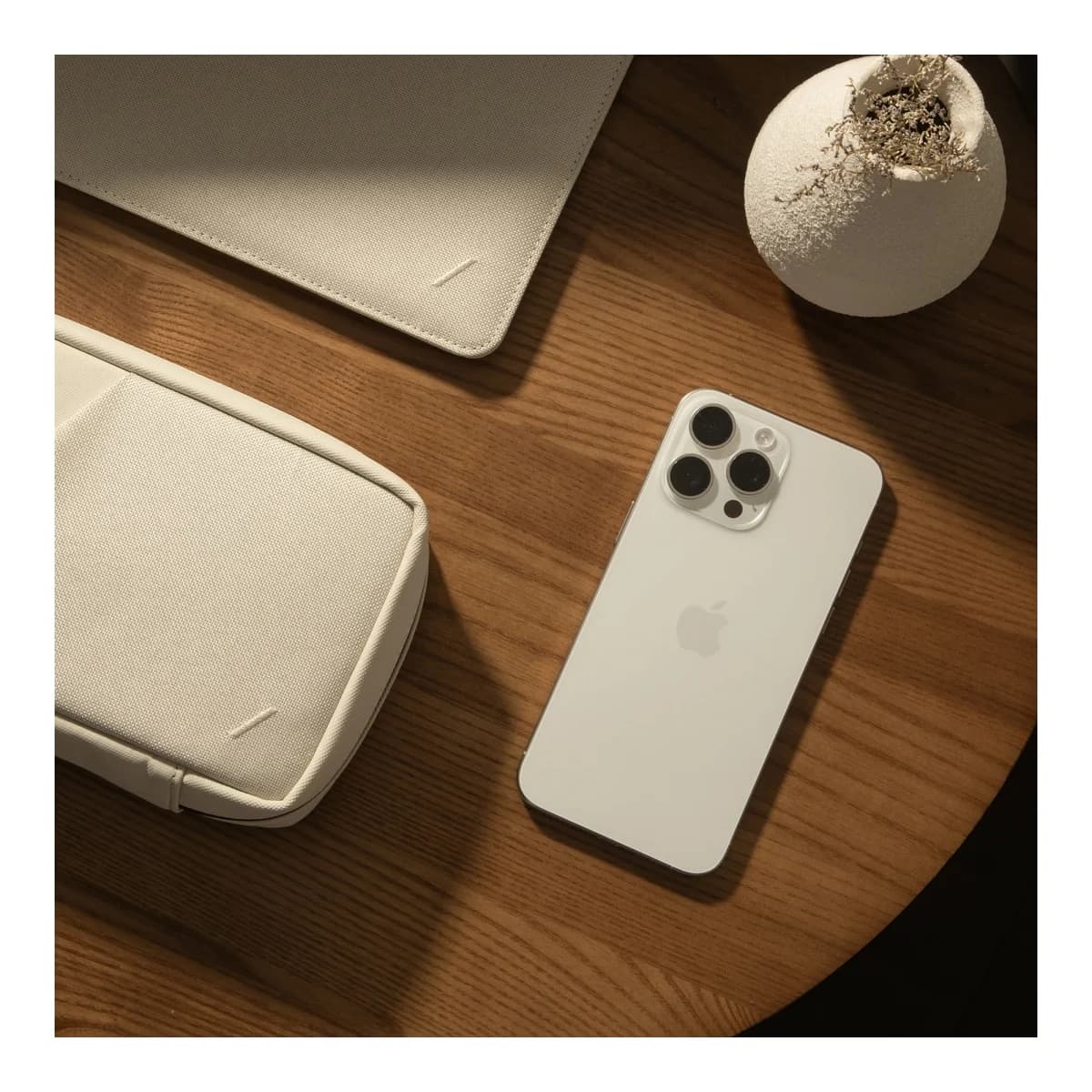 NATIVE UNION Futrola Stow Slim Sleeve, MacBook 15/16", Sandstone
