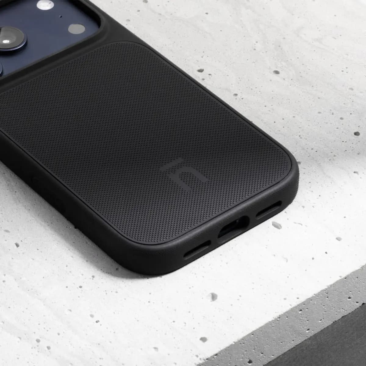NATIVE UNION Maska Neo Case za iPhone 18 Pro, crna