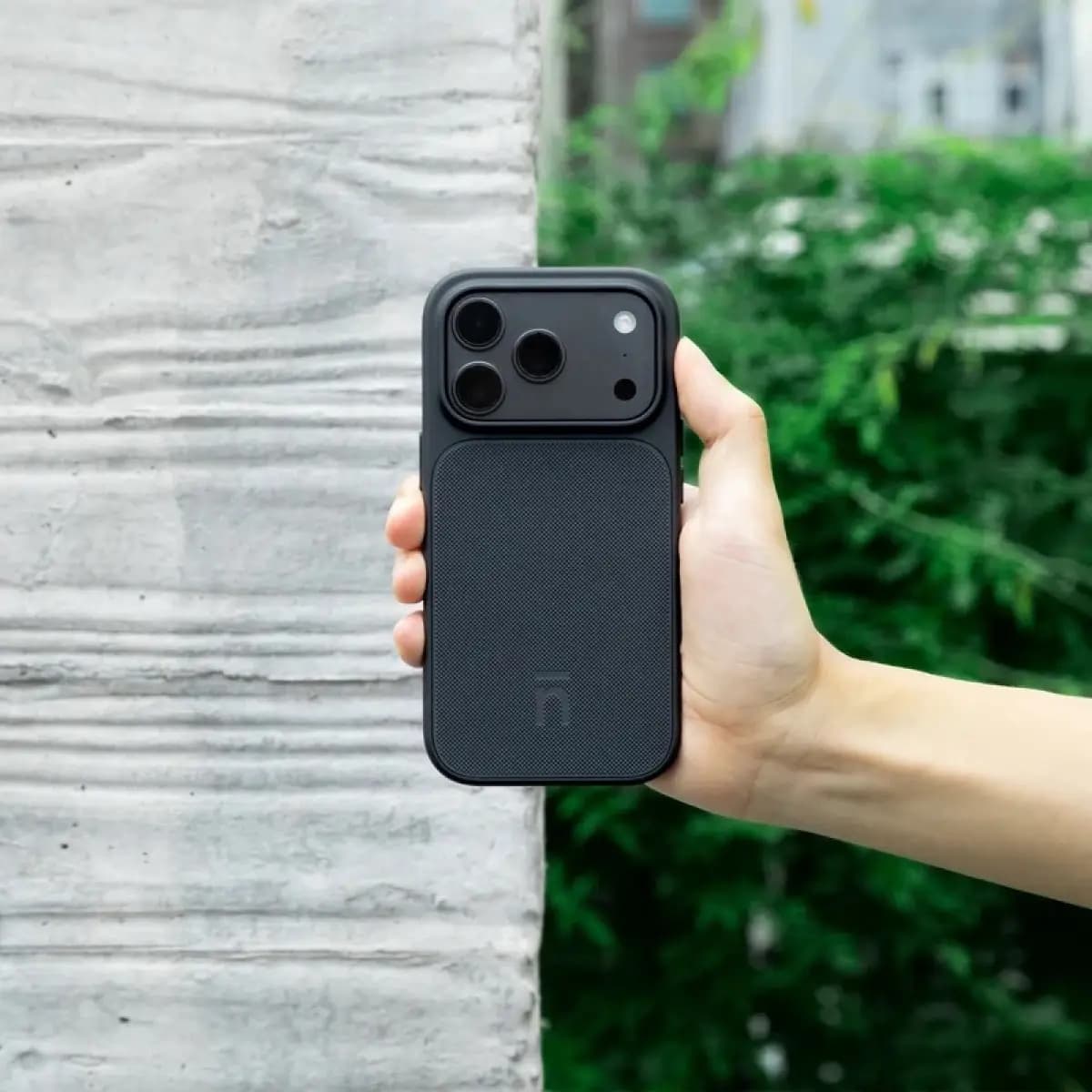 NATIVE UNION Maska Neo Case za iPhone 18 Pro, crna