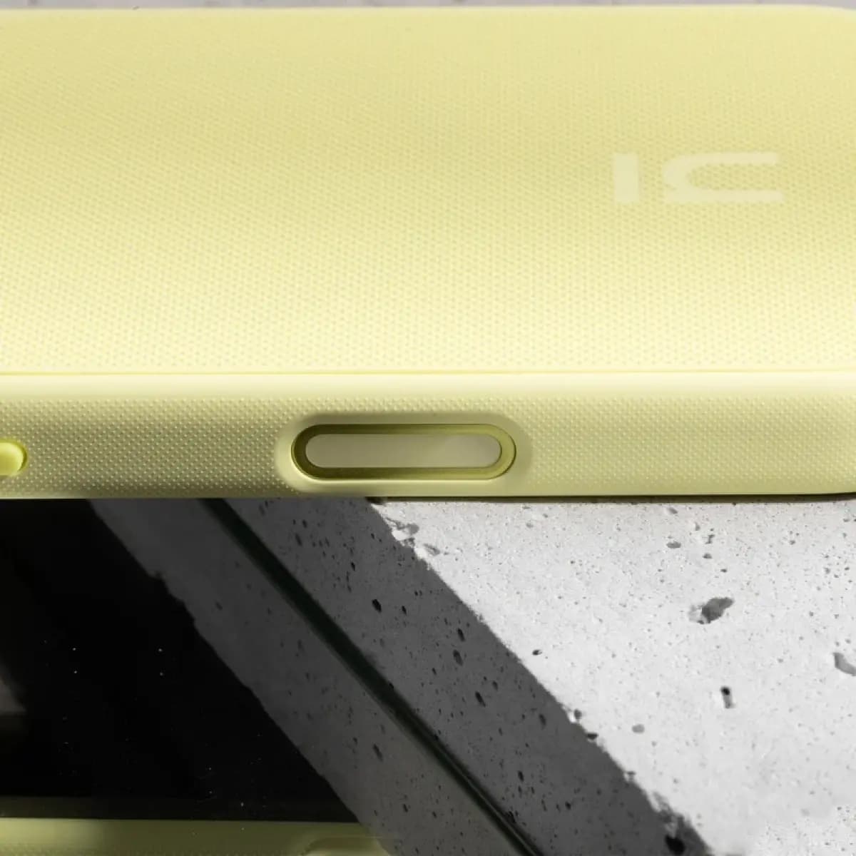 NATIVE UNION Maska Neo za iPhone 18 Pro, Lemon