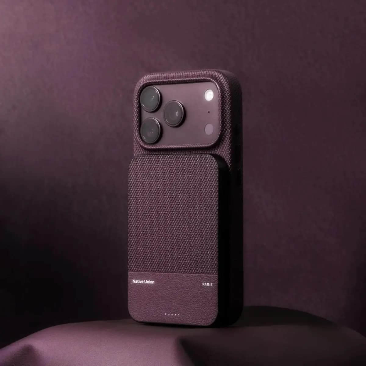 NATIVE UNION Maska (Re)Classic za iPhone 18 Pro Max, Burgundy