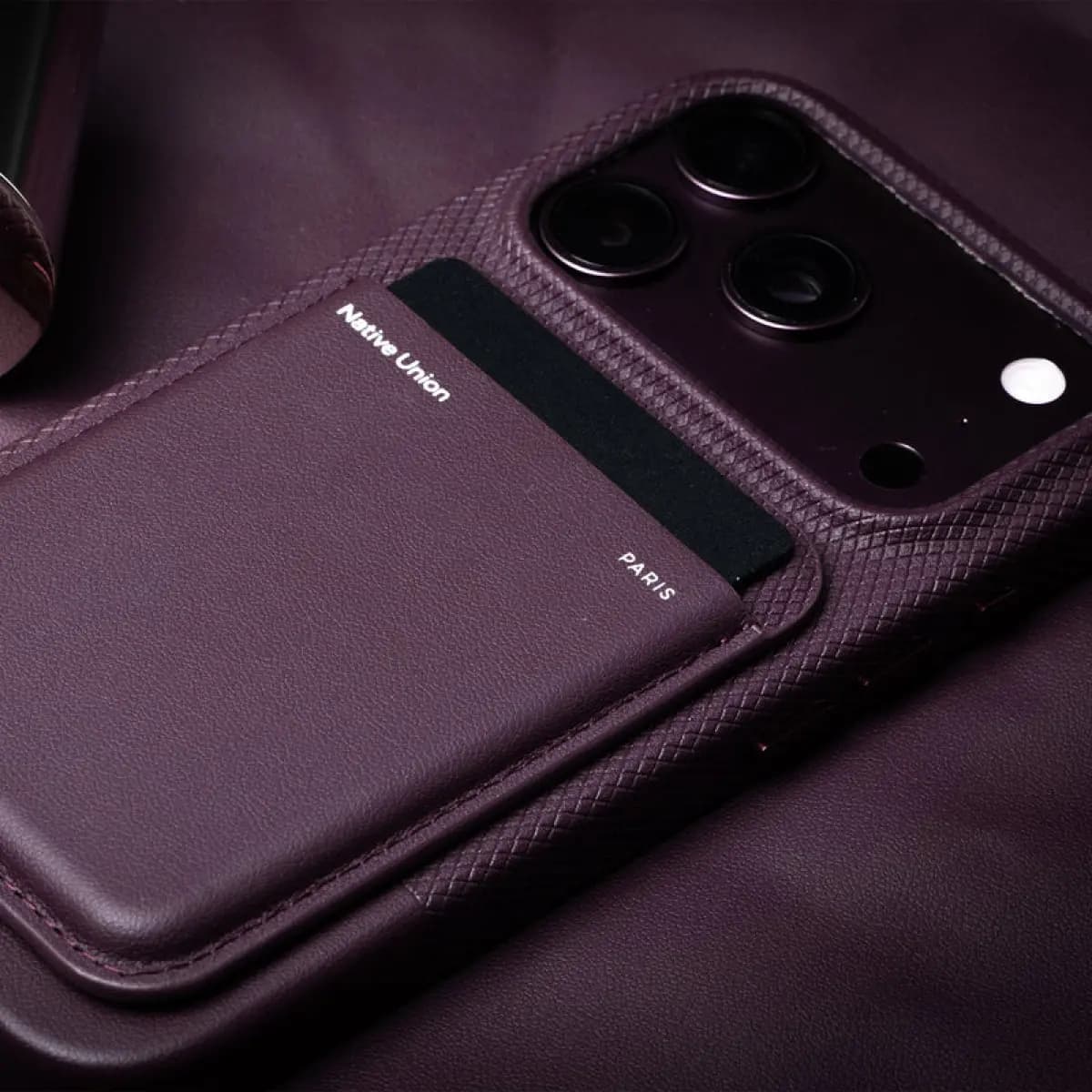 NATIVE UNION Maska (Re)Classic za iPhone 18 Pro Max, Burgundy
