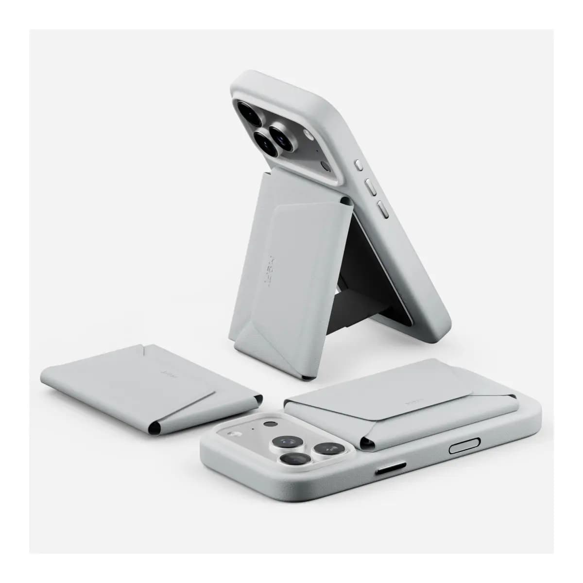 MOFT Trackable Field Wallet (8 cards) & Stand - Misty Cove