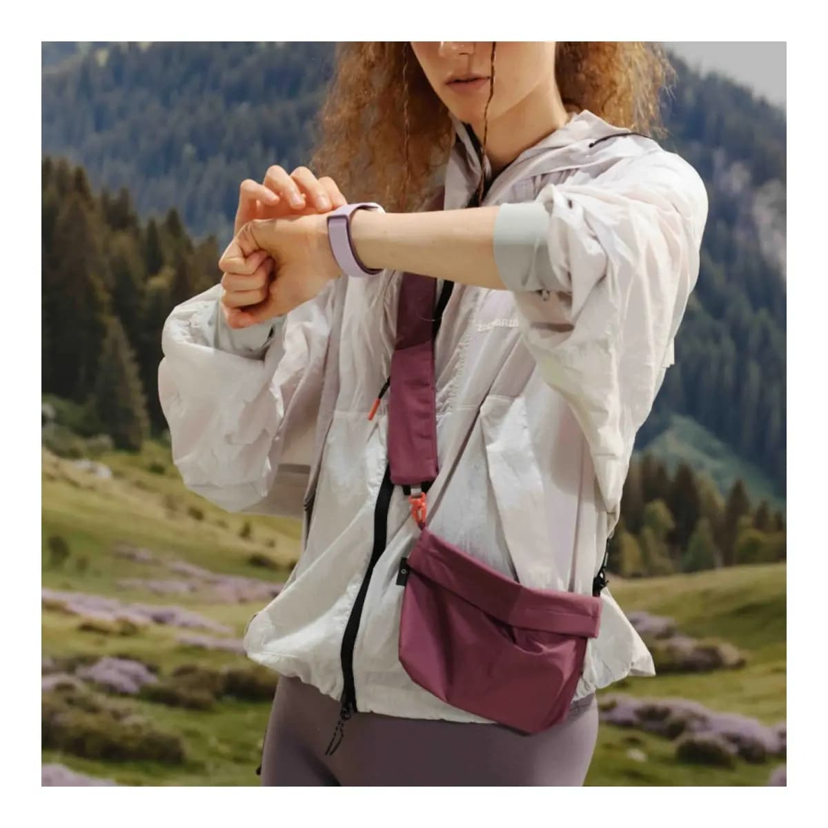 MOFT Drift Lanyard Bag - Blackberry