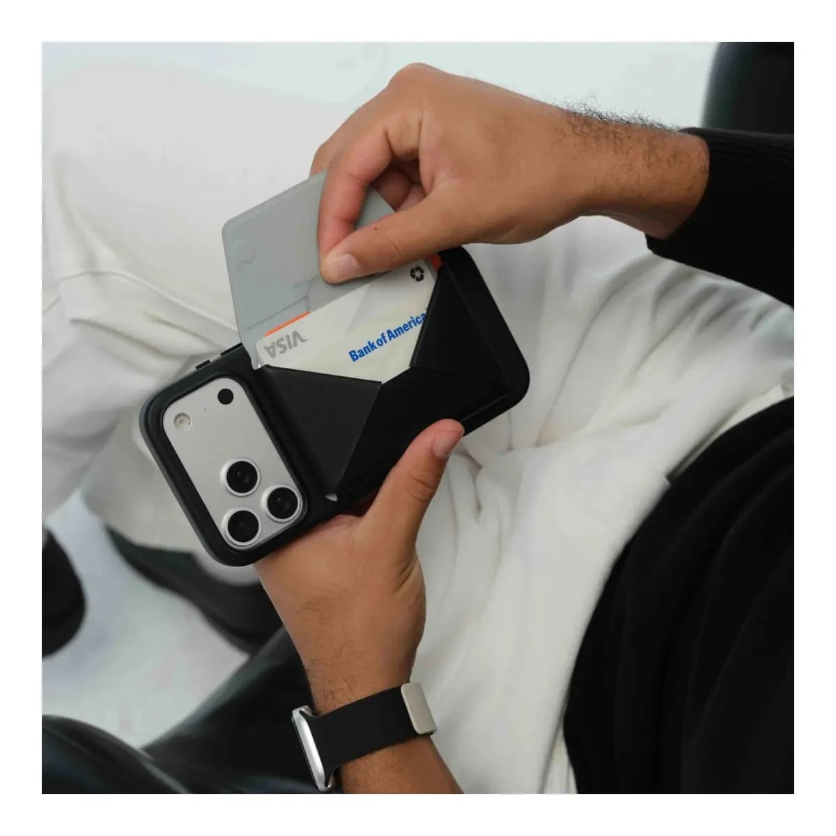 MOFT MagSafe Wallet (8 cards), RFID Blocking- Jet Black